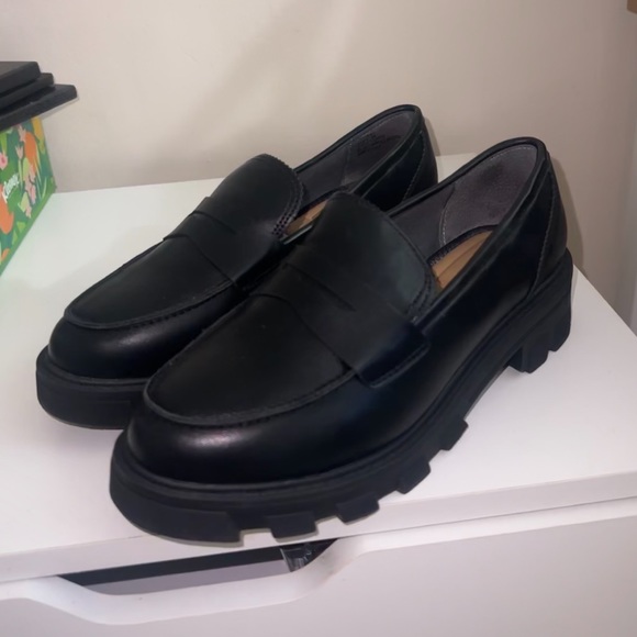 Crown Vintage Lane Loafer - Picture 3 of 5